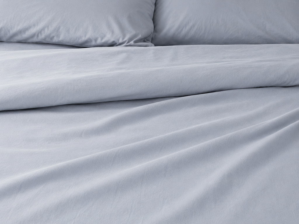 Silky-smooth 295 thread count sateen in timeless neutral tones 